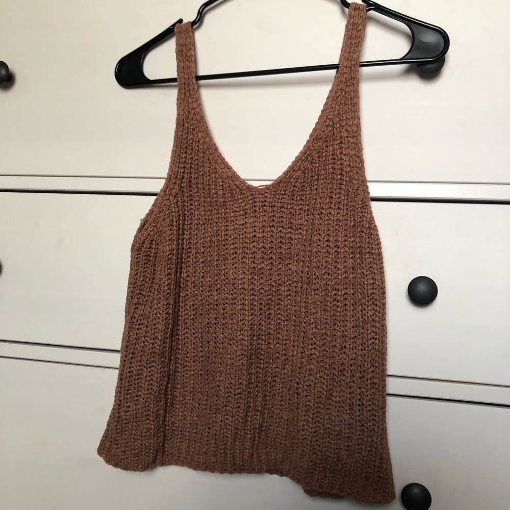 Woven cropped tank top